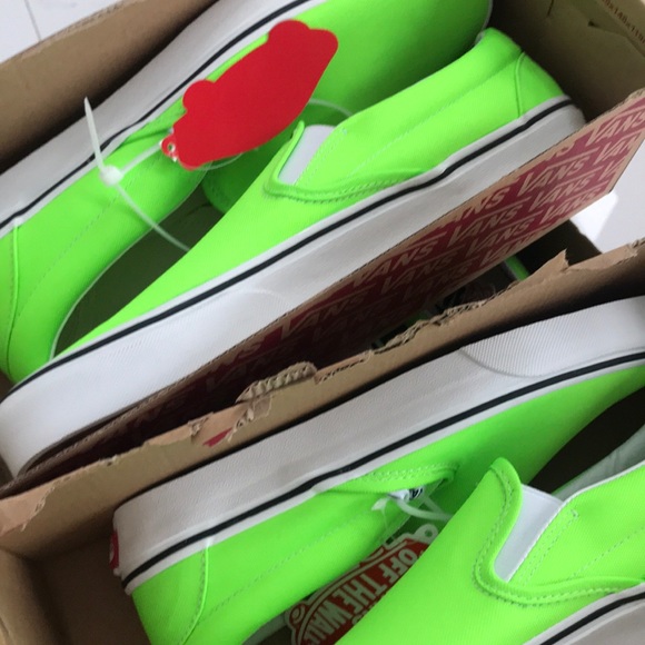 Vans slip on neon green gecko sneaker shoes new - Picture 2 of 2